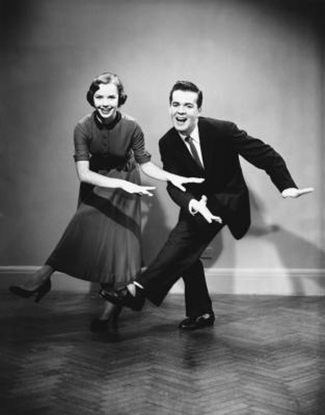 Swing Dancing Vs Lindy Hop What S The Difference Michael And Evita